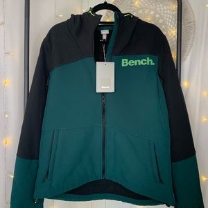 Unworn unisex Bench rain jacket black and green size XL